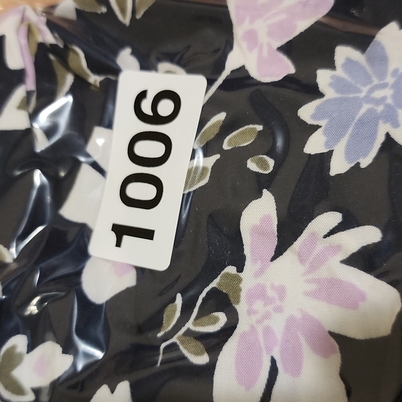 J. Jill Floral Button Front V-Neck Shirt 3/4 Sleeve Pastel Flower Print Rayon 2X - Picture 11 of 11